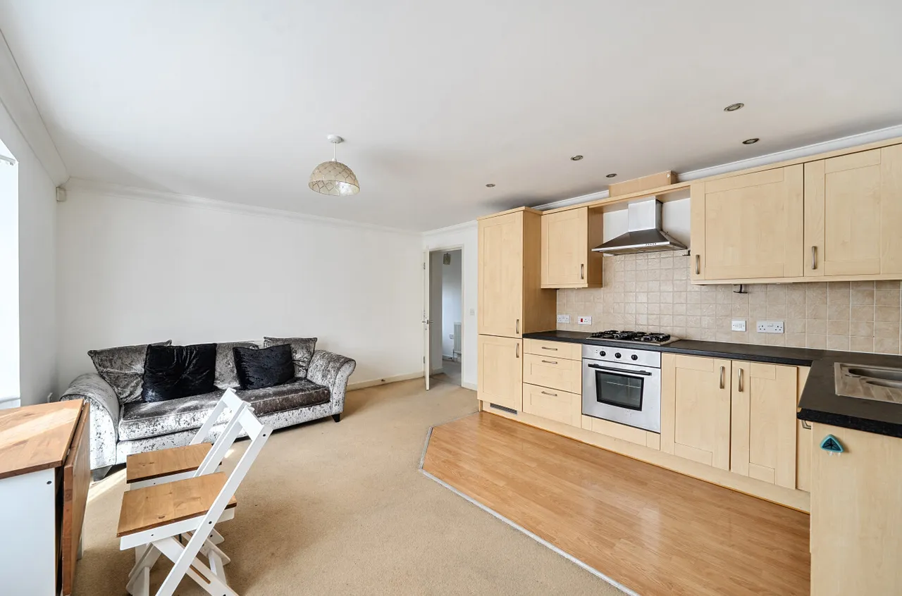 Mansel Road East, Millbrook, SO16, photo 2