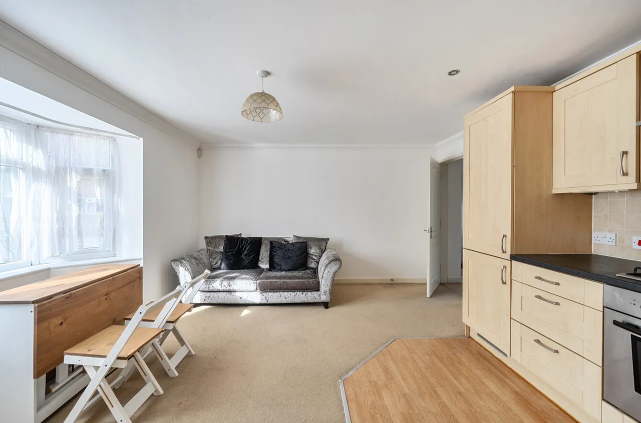 Mansel Road East, Millbrook, SO16, photo 4