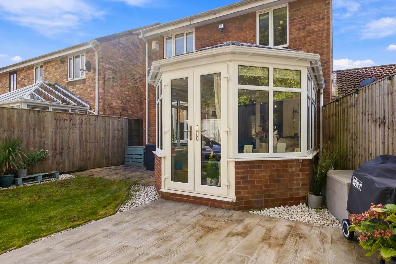 Montonfields Road, Monton, M30, photo 18