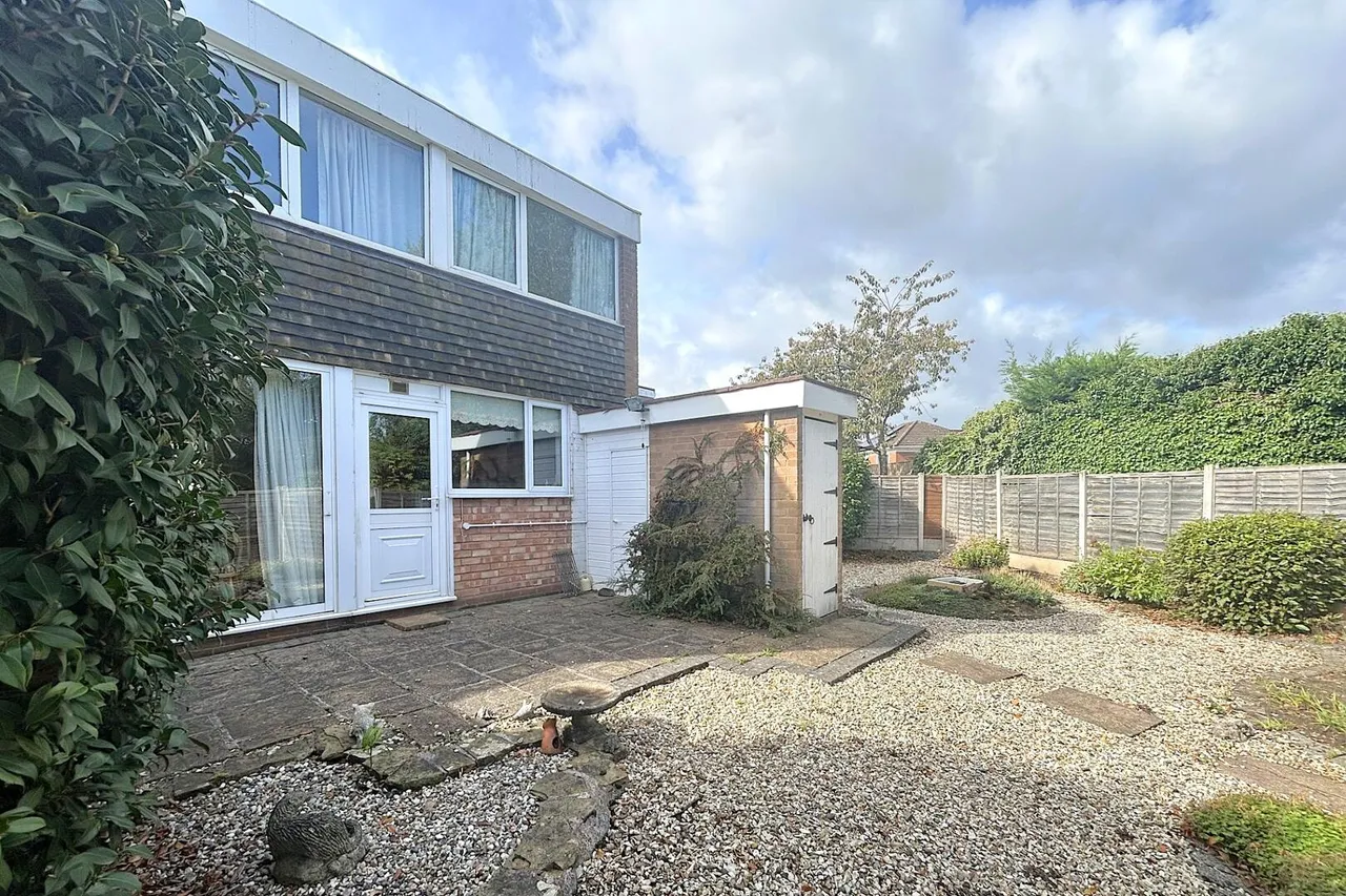 Redhill Close, Oldswinford, Stourbridge, photo 27