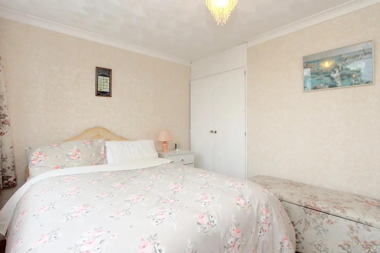 Redhill Close, Oldswinford, Stourbridge, photo 19