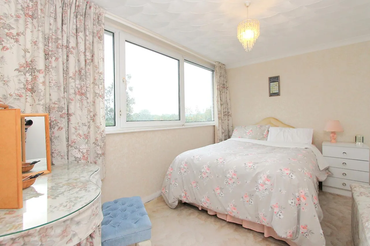 Redhill Close, Oldswinford, Stourbridge, photo 18