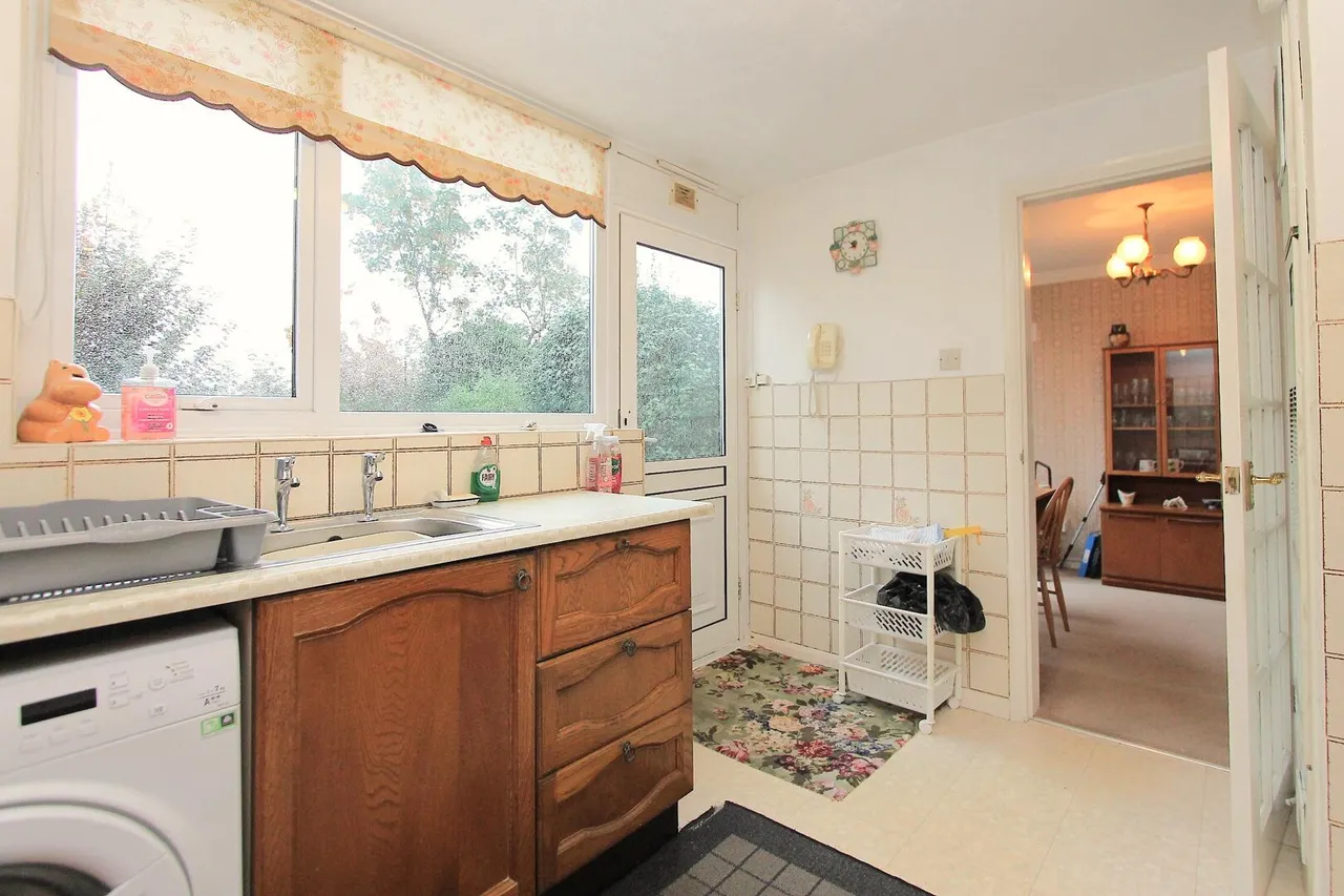 Redhill Close, Oldswinford, Stourbridge, photo 10