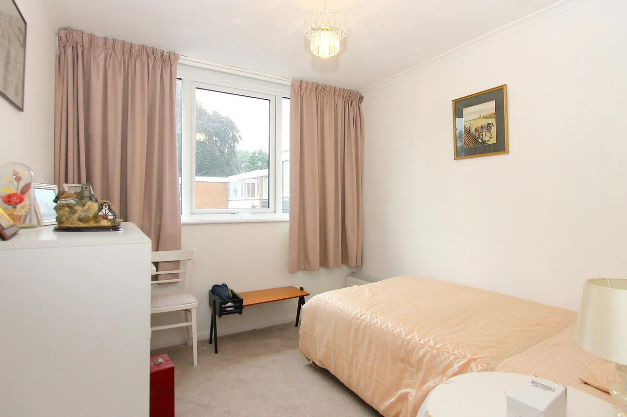 Redhill Close, Oldswinford, Stourbridge, photo 21