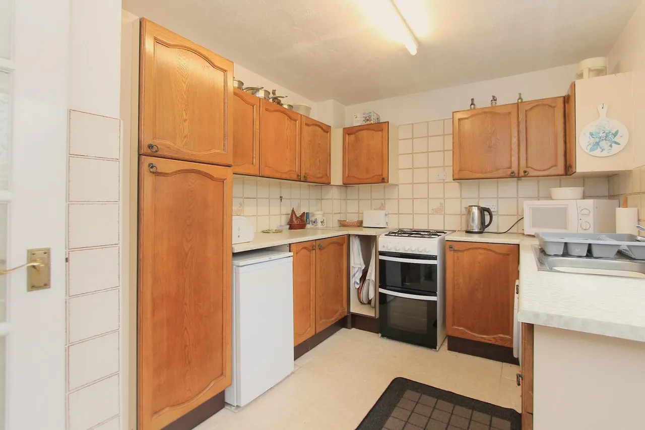 Redhill Close, Oldswinford, Stourbridge, photo 9
