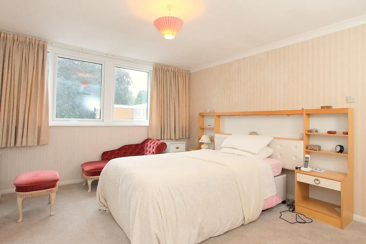 Redhill Close, Oldswinford, Stourbridge, photo 14