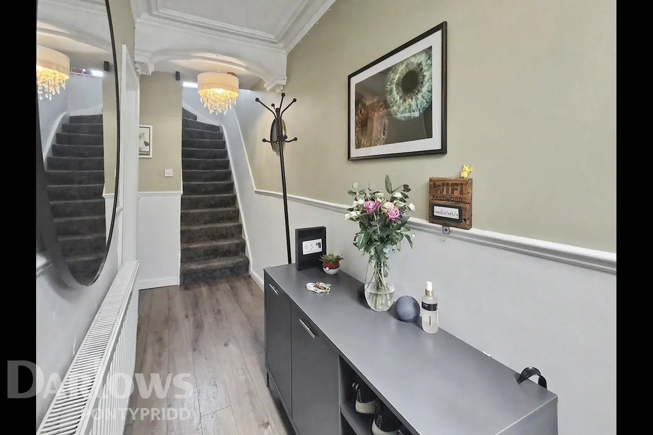 Wood Road, Pontypridd, photo 2