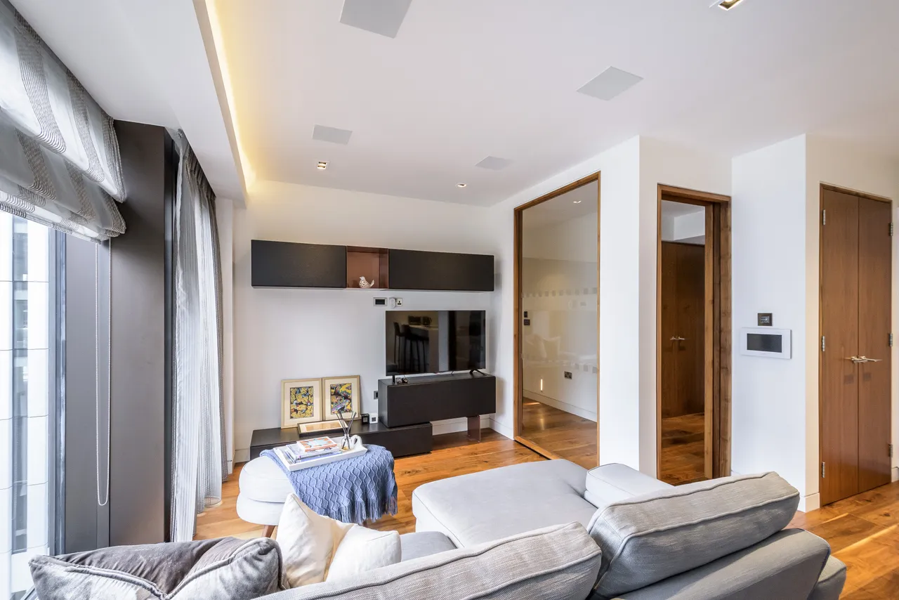 Wood Street, London, EC2Y, photo 6