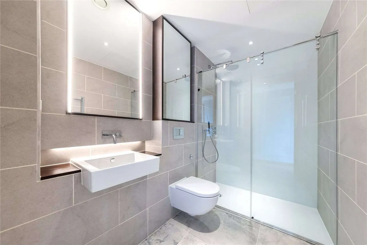 Bellwether Lane, London, SW18, photo 8