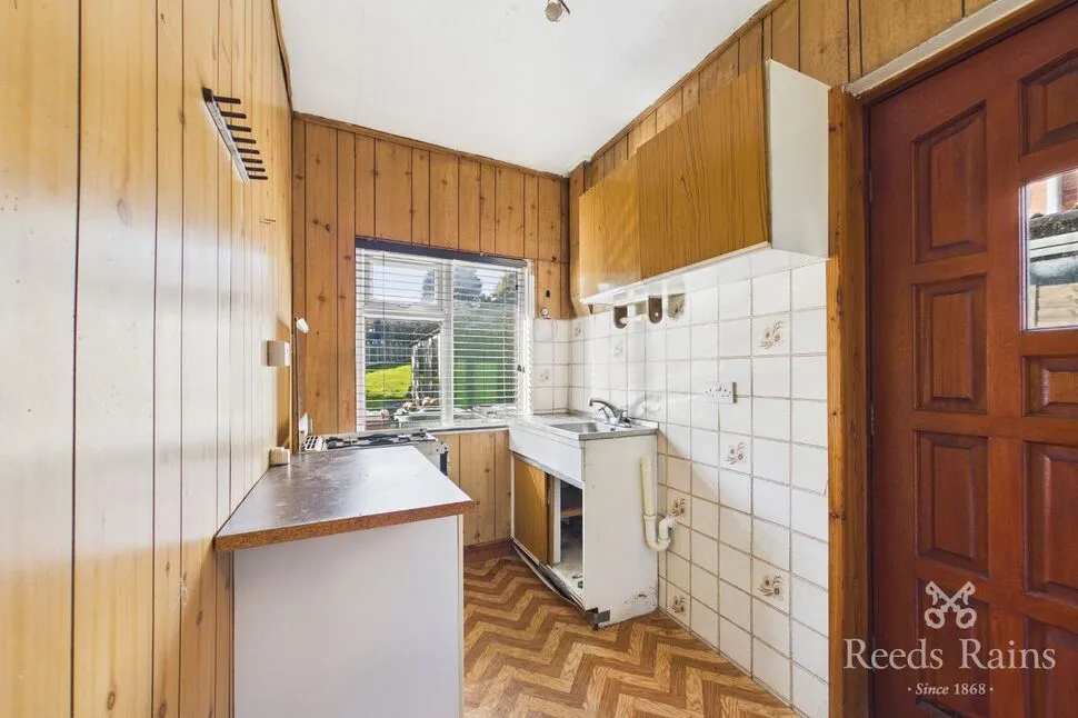 Corporation Street, Morley, LS27, photo 5