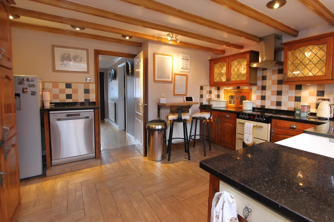Pochard Close, Kidderminster, photo 4