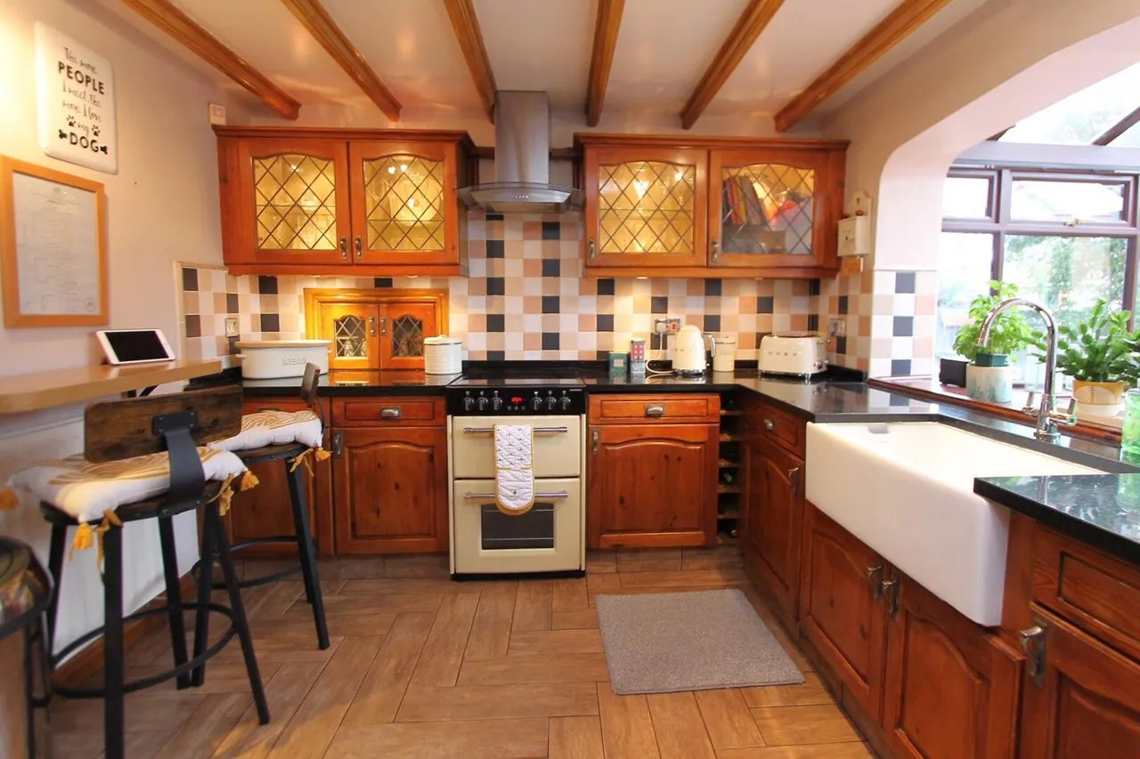 Pochard Close, Kidderminster, photo 6