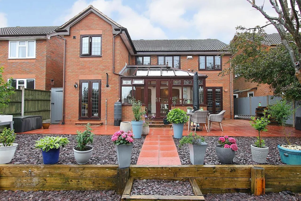 Pochard Close, Kidderminster, photo 19