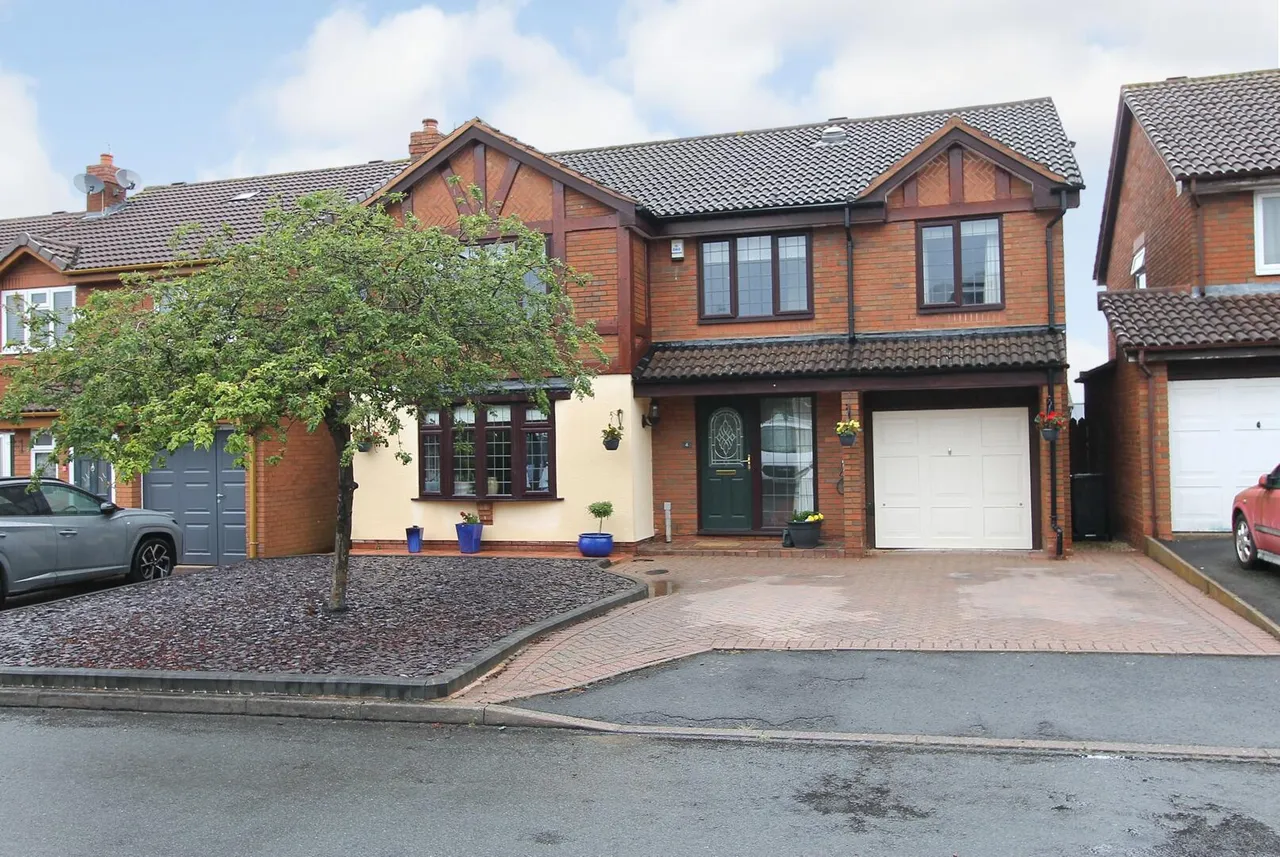 Pochard Close, Kidderminster, photo 21