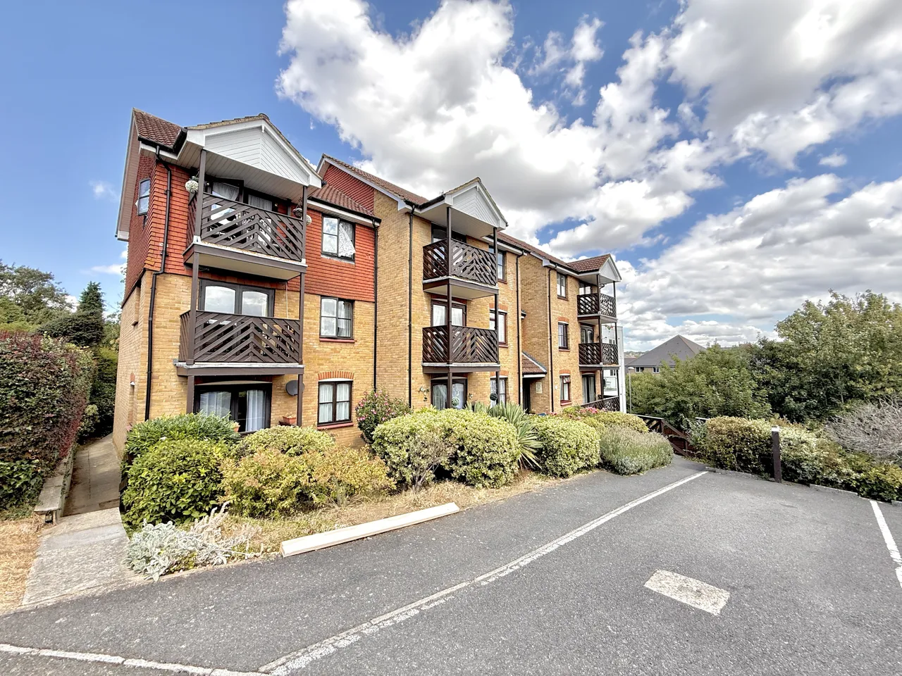 1 bed retirement property to rent — St Annes Court