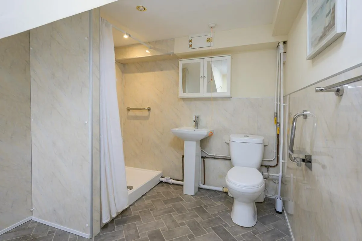 Princes Road, Clevedon, BS21, photo 19