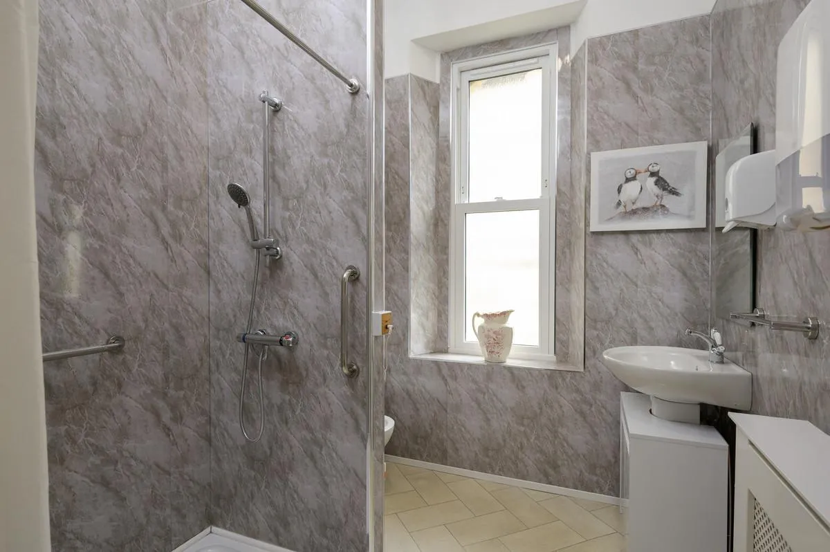 Princes Road, Clevedon, BS21, photo 9