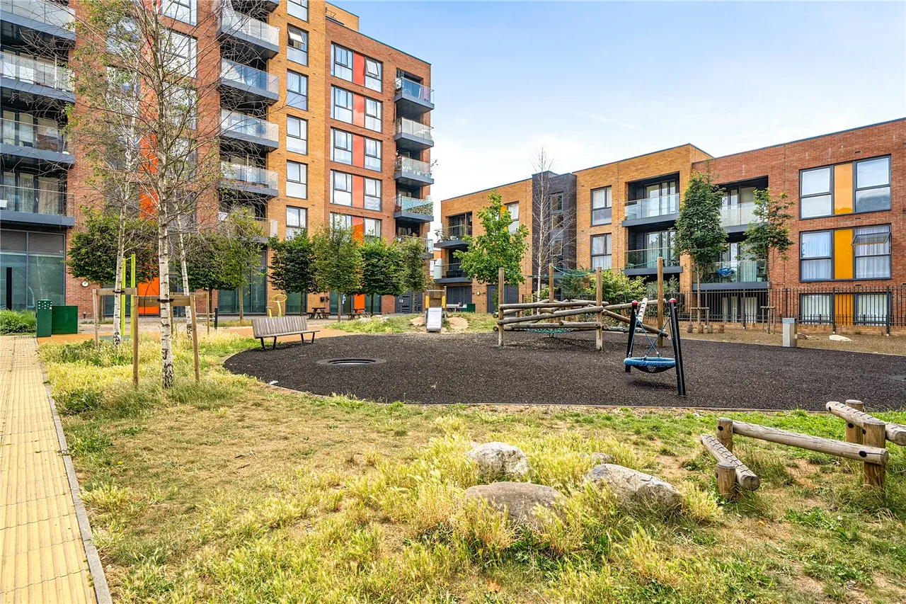 Copley Close, Hanwell, W7, photo 4