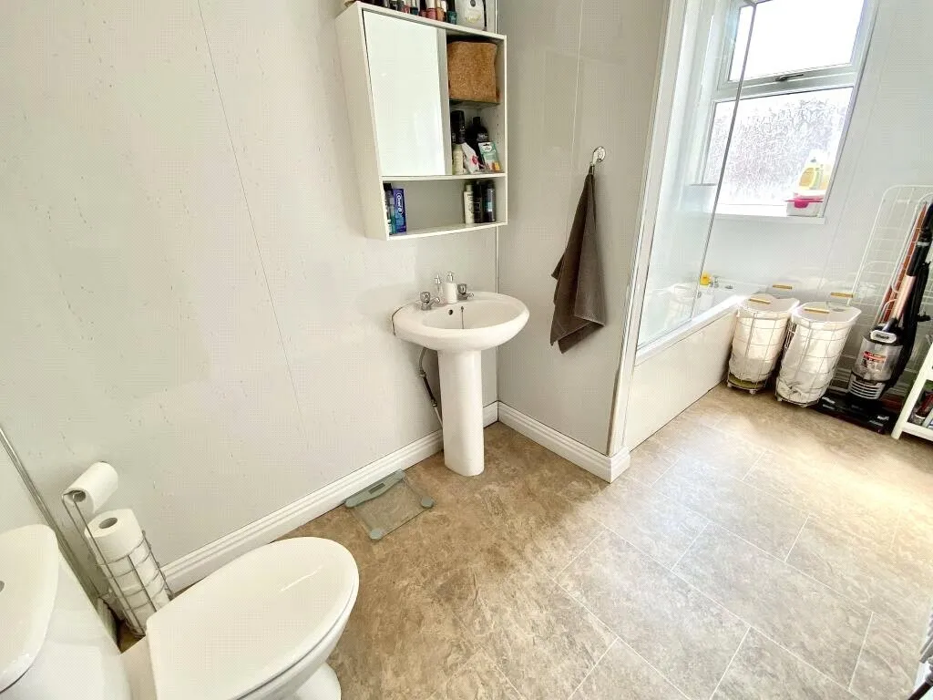 Lancing Road, Sheffield, S2, photo 6
