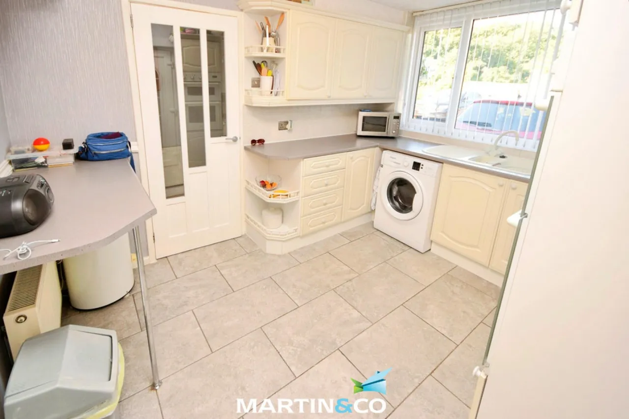 Hobs Moat Road, Solihull, photo 5