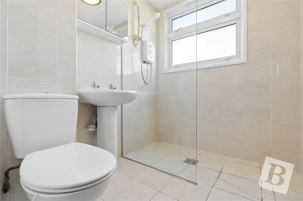 Stevenson Way, Wickford, SS12, photo 5
