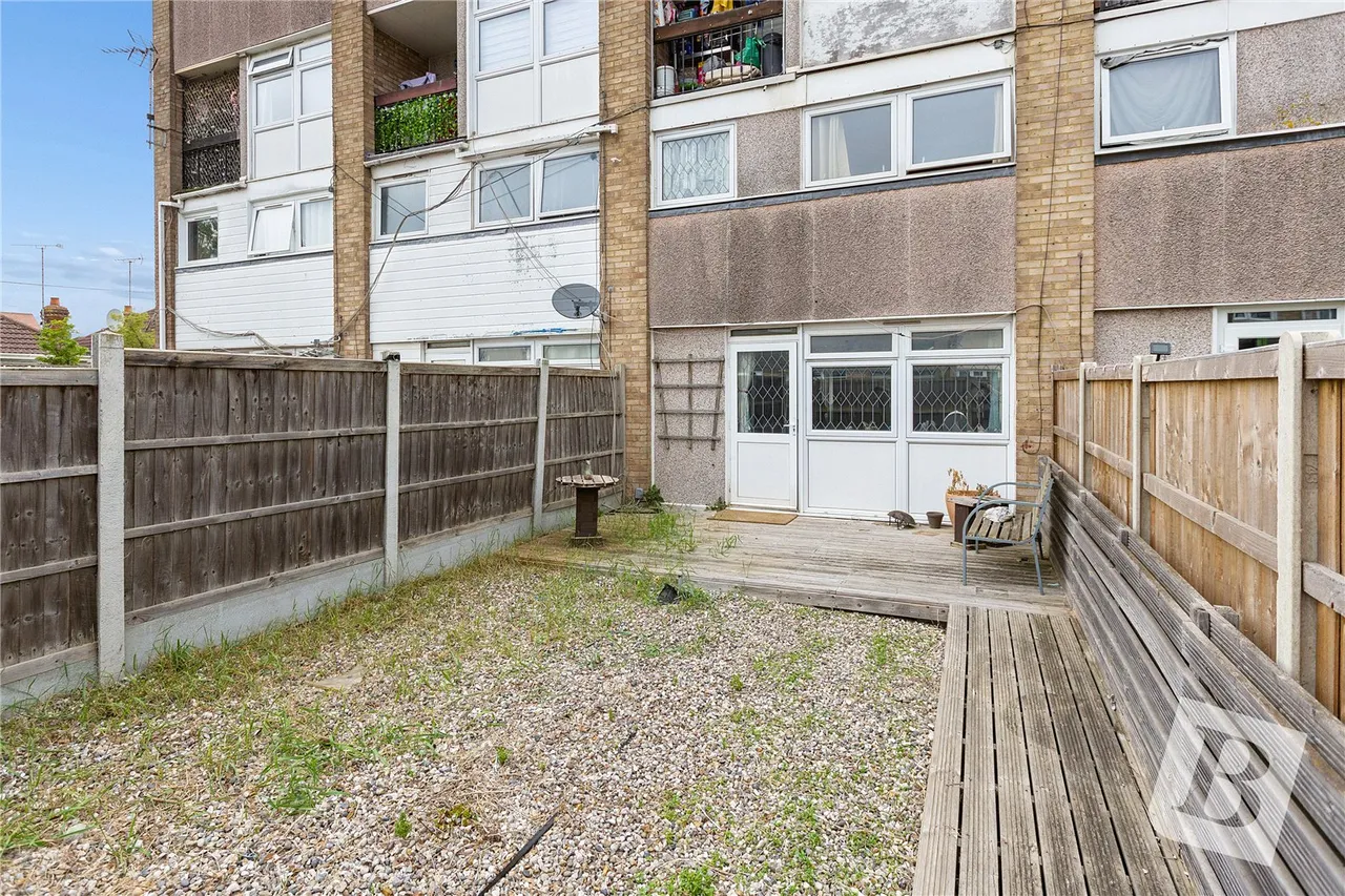 Stevenson Way, Wickford, SS12, photo 13