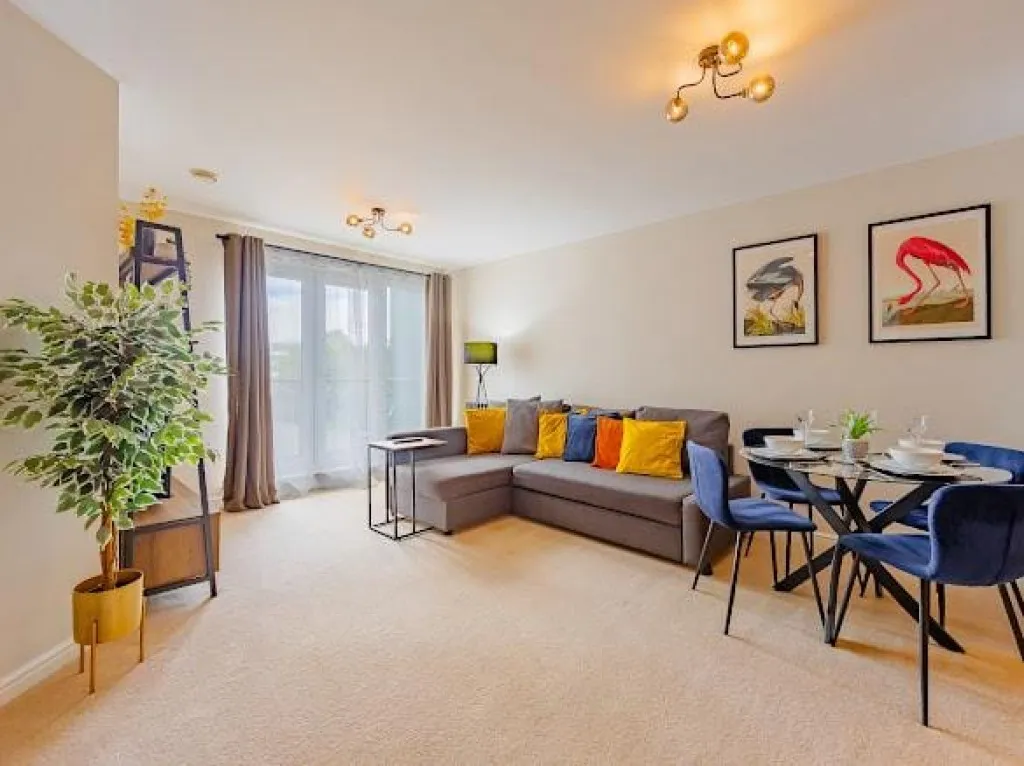 Parkhouse Court Hatfield, AL10, photo 5