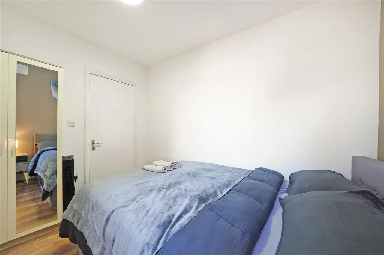 Eton Avenue, Wembley, HA0, photo 6