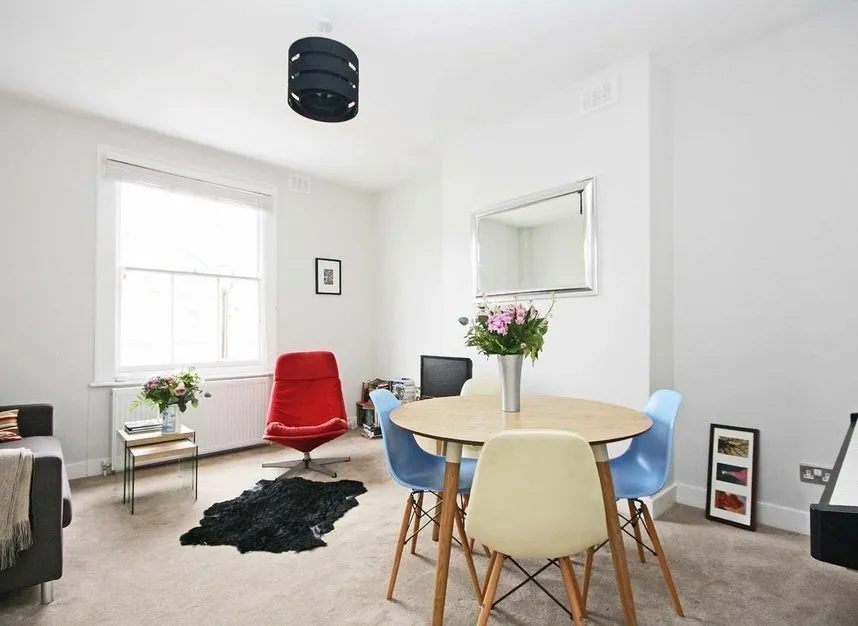 1 bed flat to rent — St. Stephens Avenue, Shepherds Bush, W12