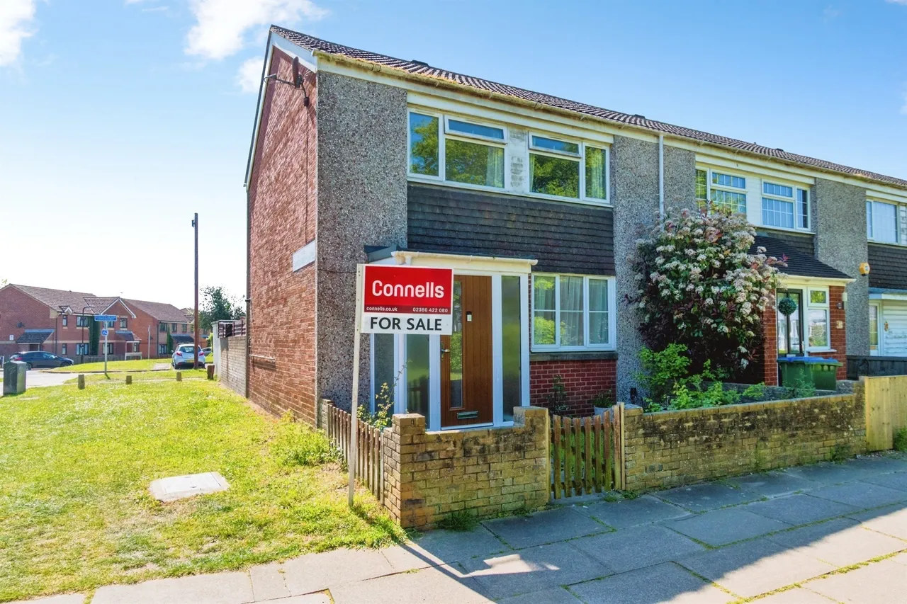 3 bed house for sale — Gainsborough Close, Southampton