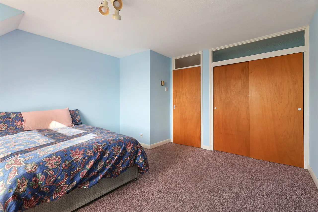 Rectory Close, Ockley, RH5, photo 8
