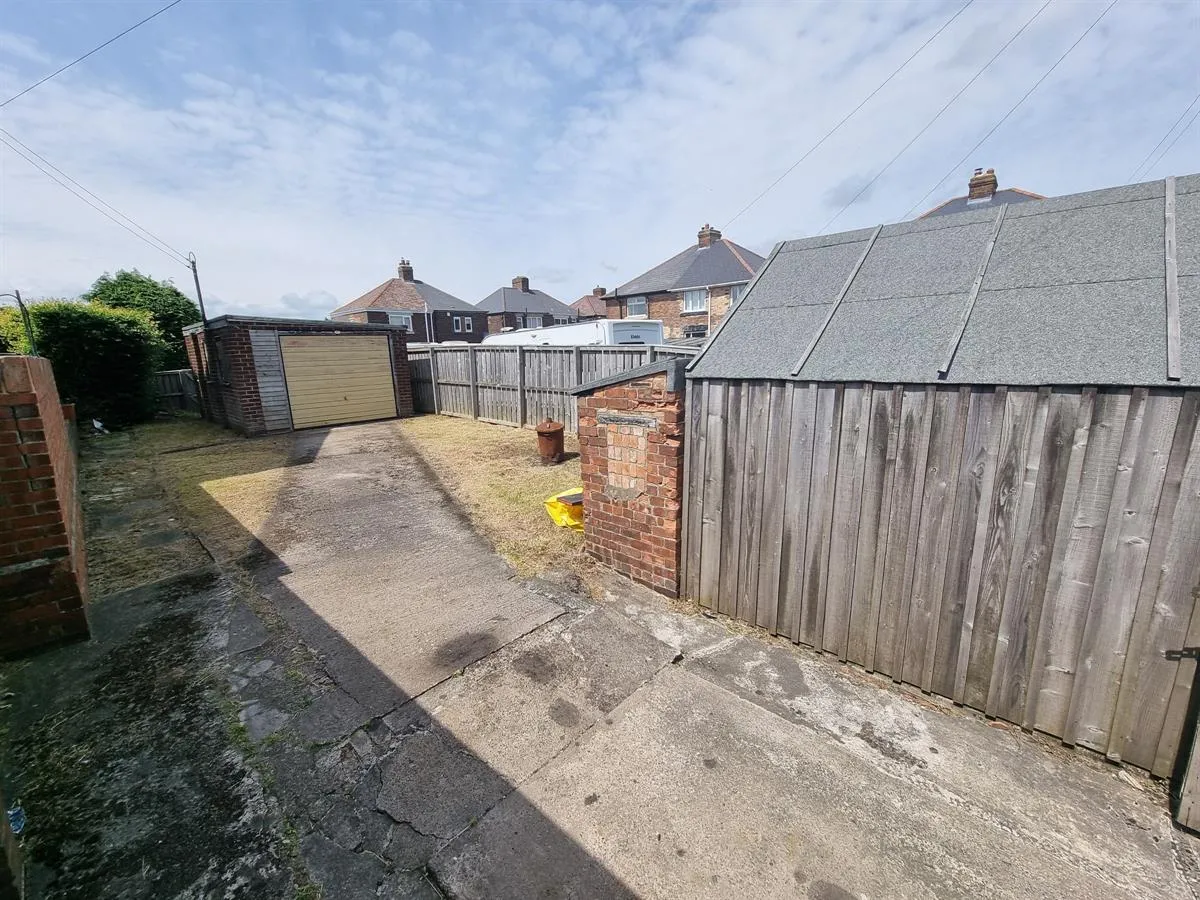 Avondale Road, Consett, photo 4