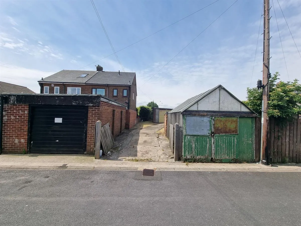 Avondale Road, Consett, photo 6