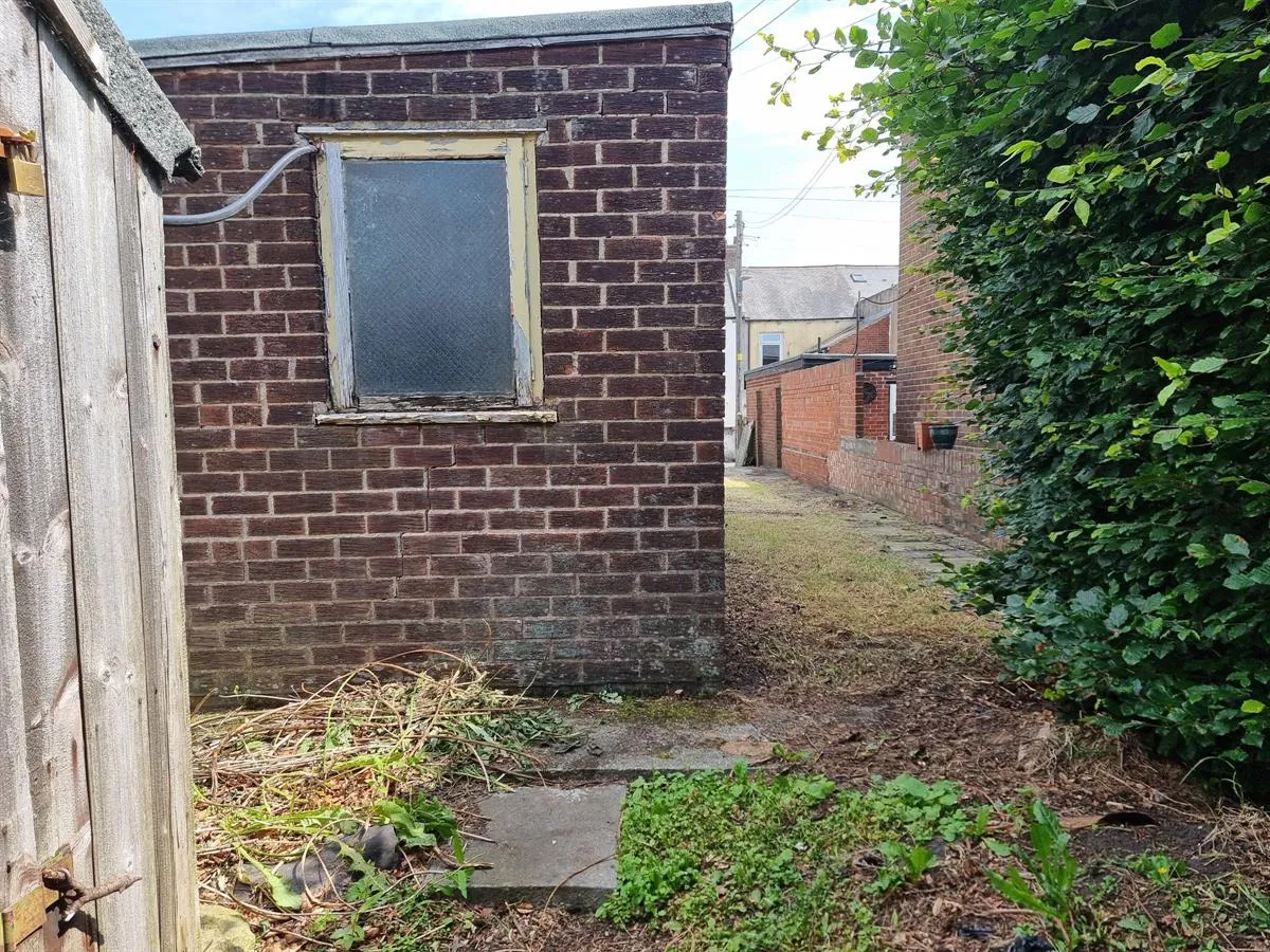 Avondale Road, Consett, photo 14