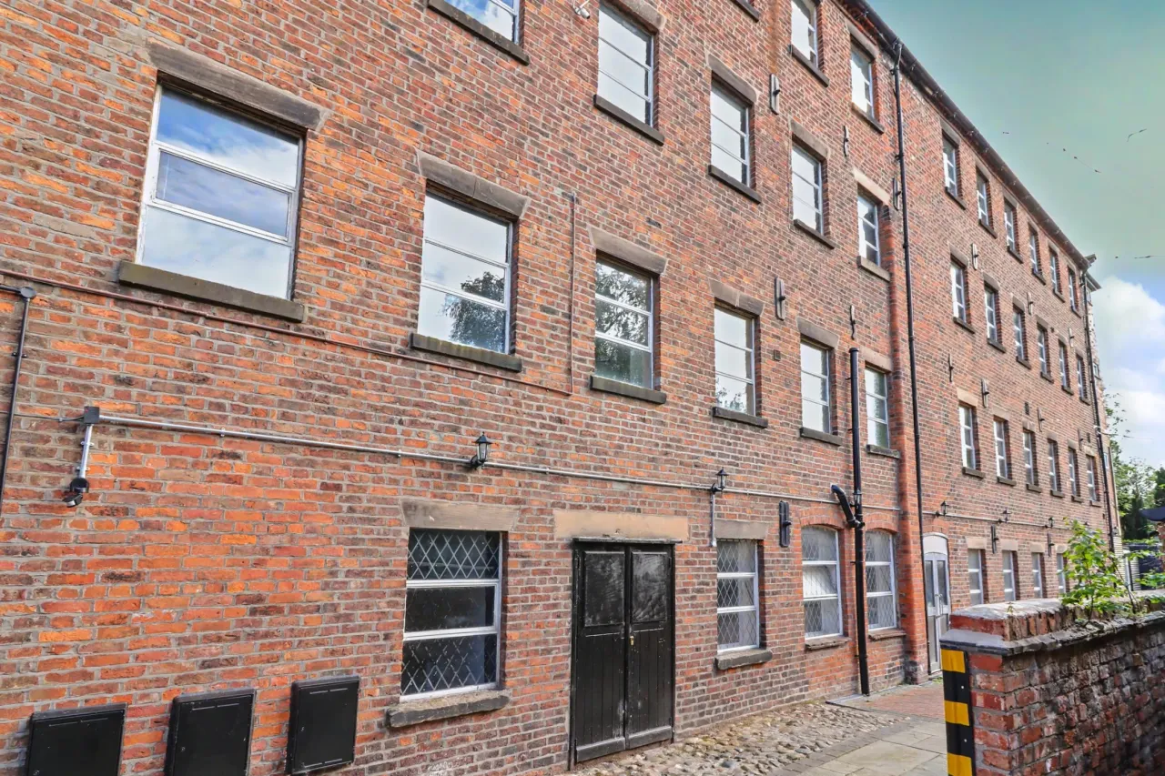 12 bed property for sale, High Street, Sandbach