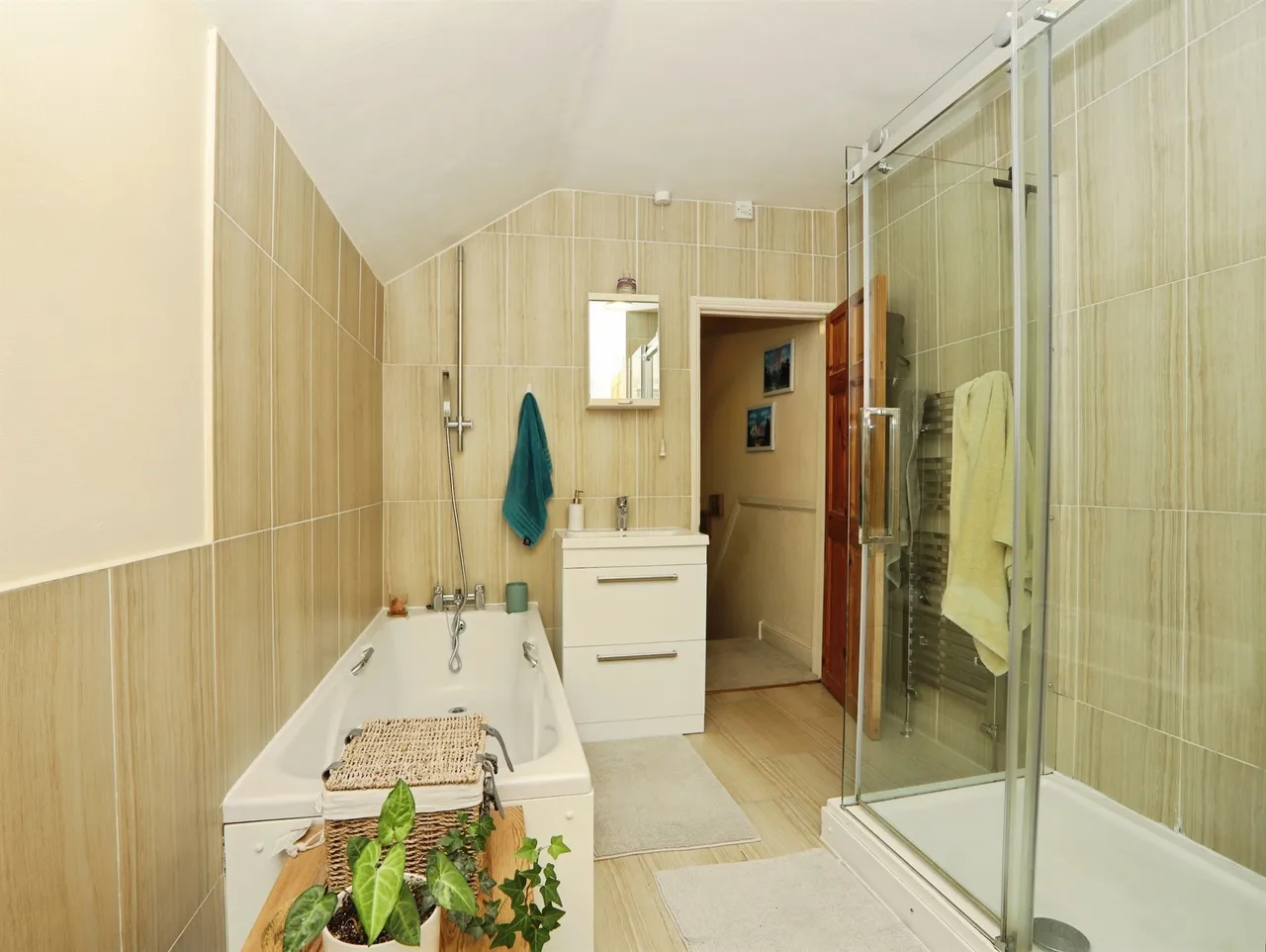 The Philog, Cardiff, CF14, photo 20