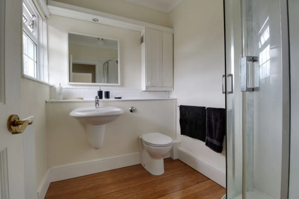 Colsterworth Road, Skillington, NG33, photo 15