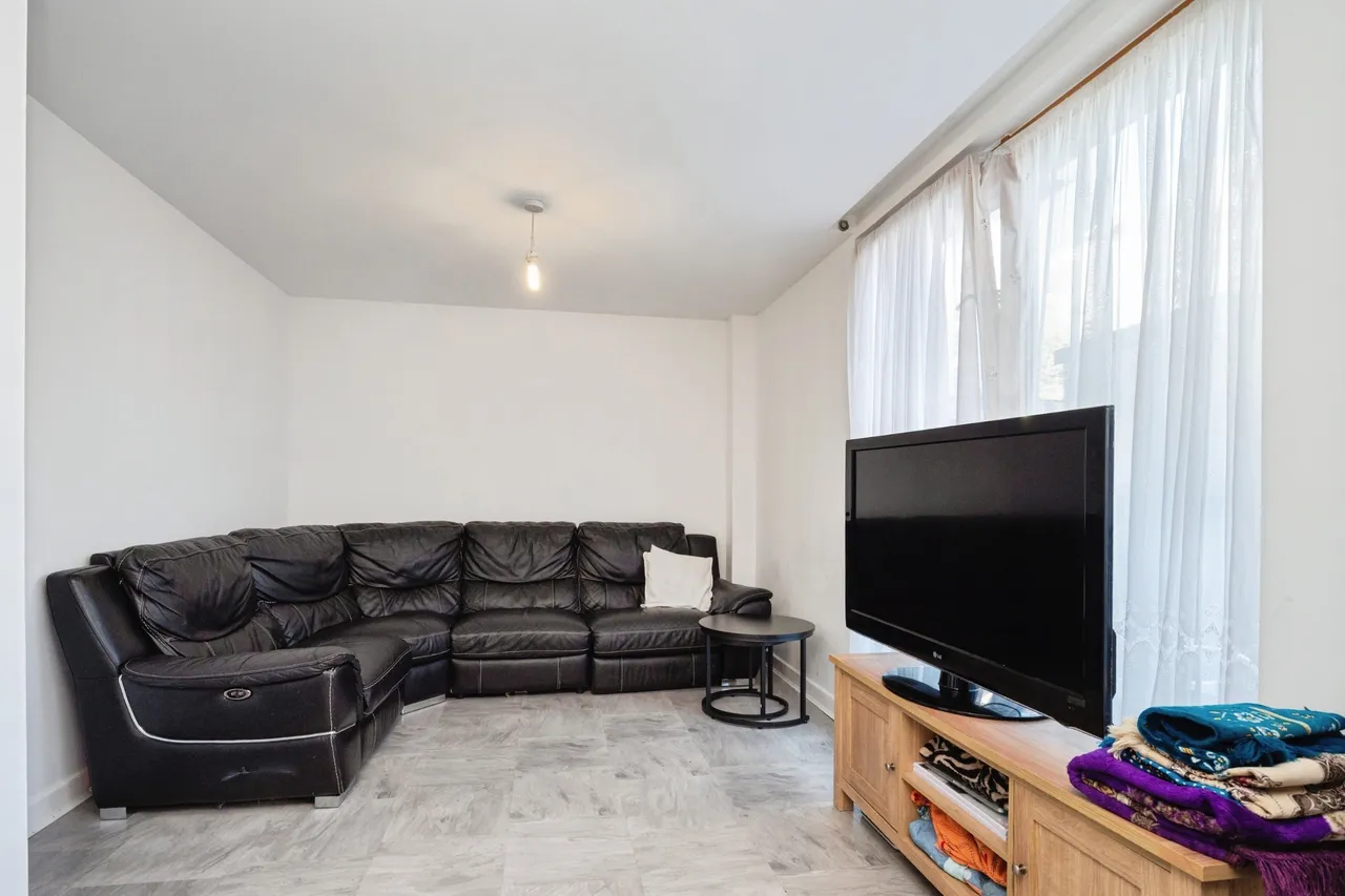 Blackwall Way, London, E14, photo 6