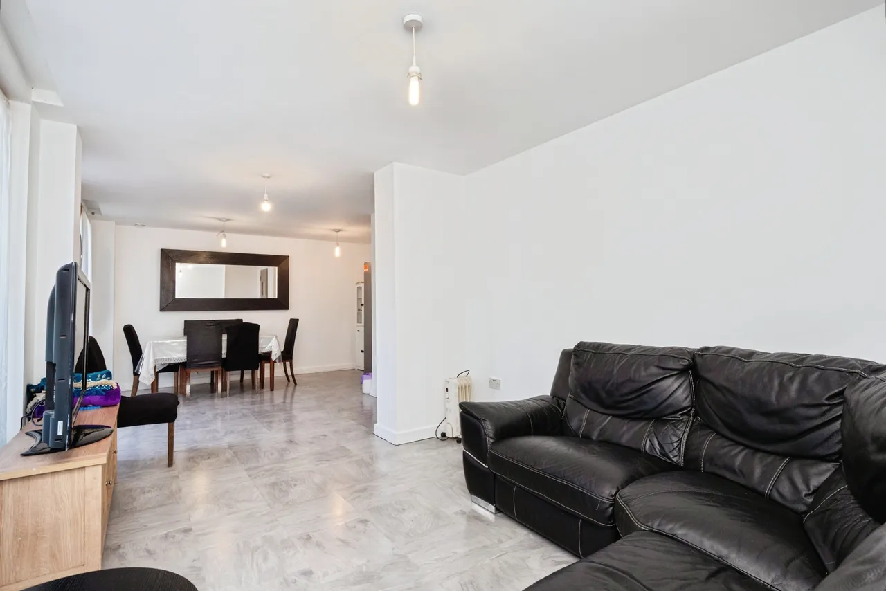 Blackwall Way, London, E14, photo 8