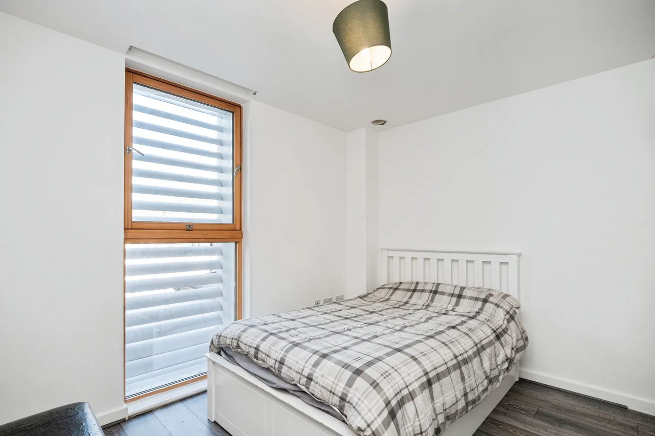 Blackwall Way, London, E14, photo 26