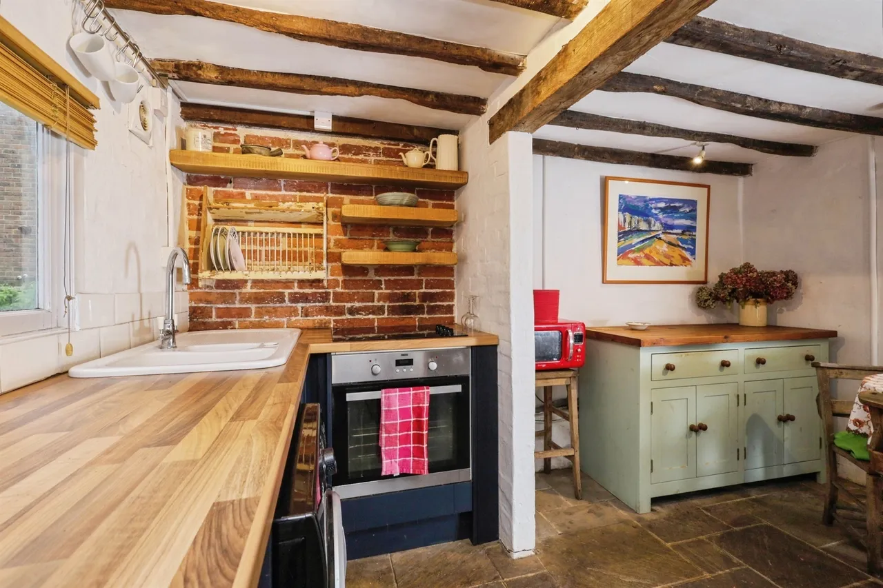South Road, Hailsham, BN27, photo 4