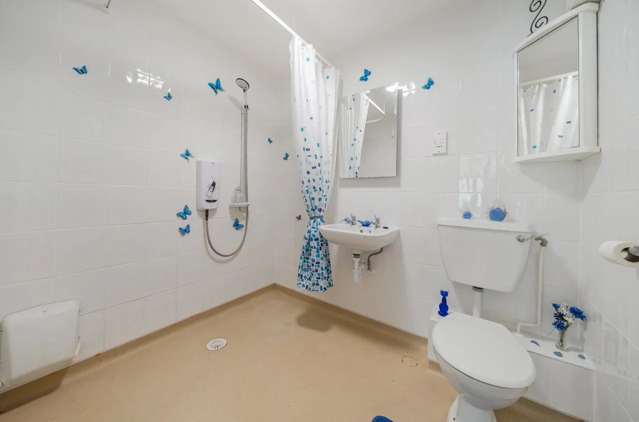 West Avenue, Worthing, BN11, photo 9