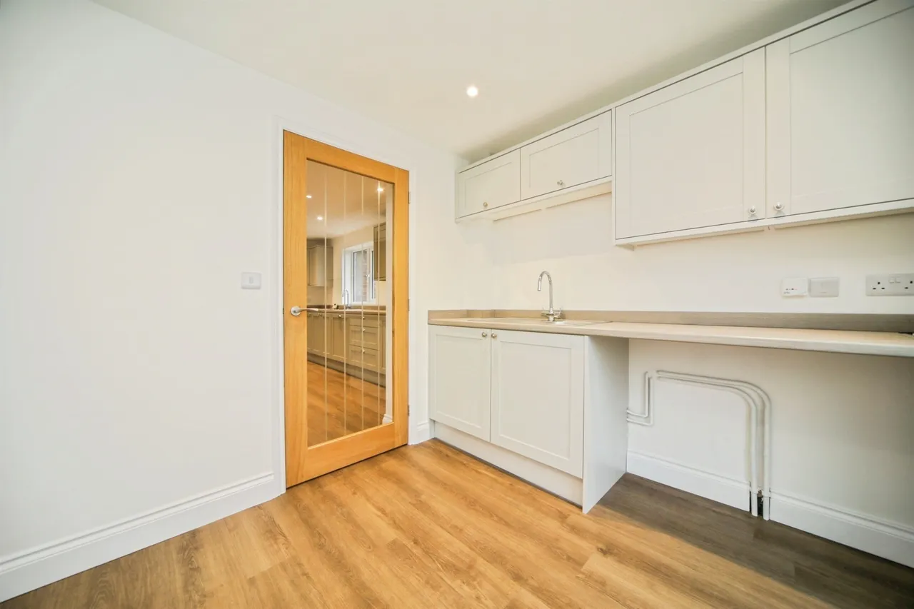 Noyes Avenue, Laxfield, IP13, photo 11