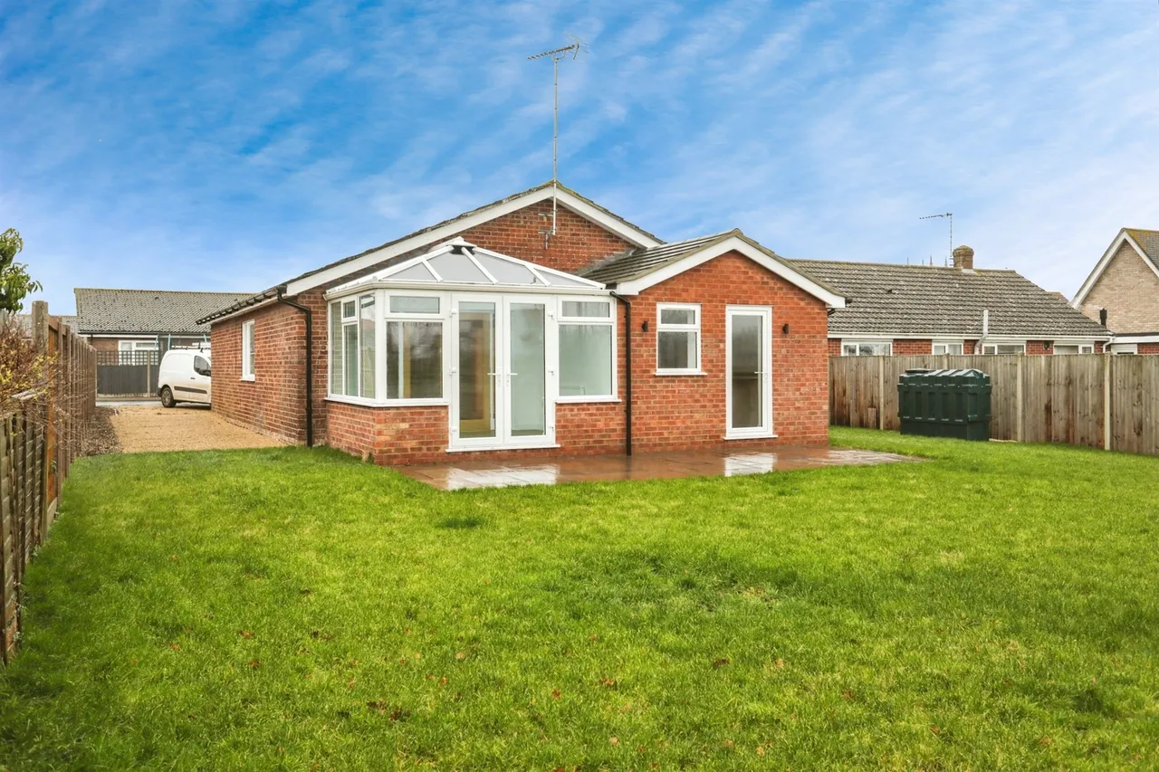 3 bed house for sale, Noyes Avenue, Laxfield, IP13