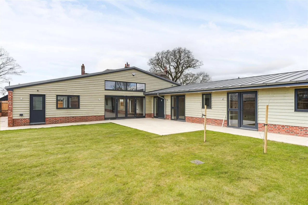 4 bed property for sale, Wills Ayley, Sewards End, CB10