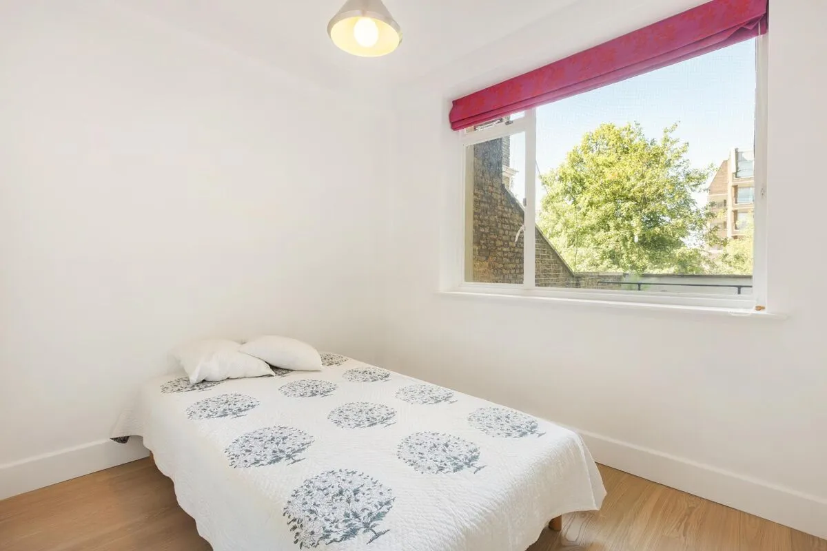 Airlie Gardens, London, W8, photo 15