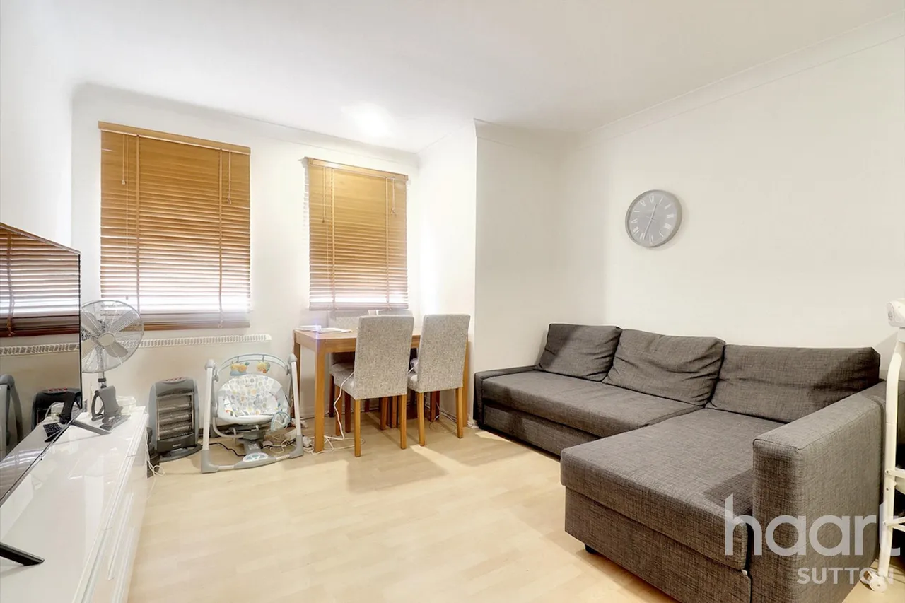 Edwina Court, SM1, photo 5