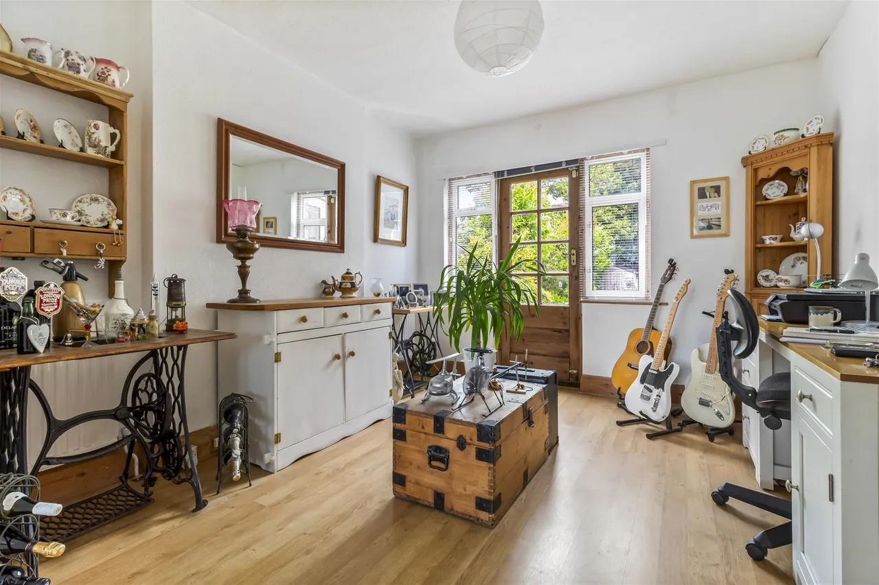 Offington Avenue, Worthing, photo 4