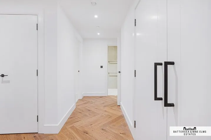 Prince of Wales Drive, SW11, photo 9