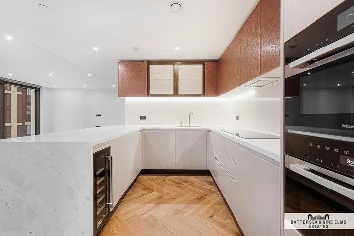 Prince of Wales Drive, SW11, photo 2